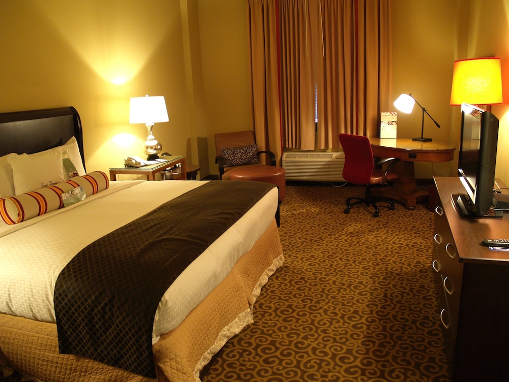 Doubletree By Hilton Hotel Memphis Downtown 10/53