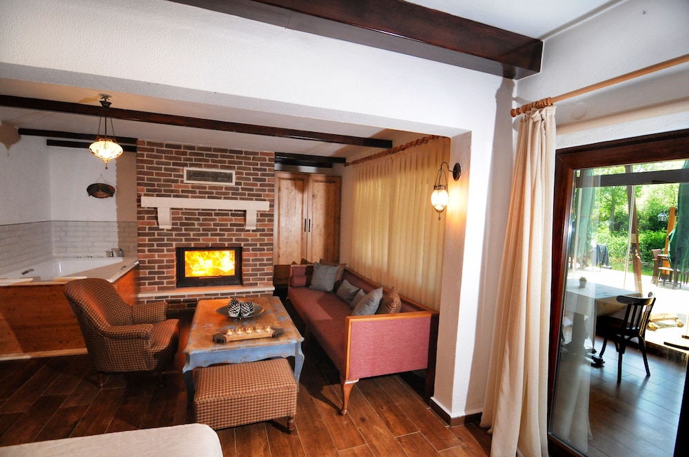 Beyaz Ev Agva - Adults Only 27/50