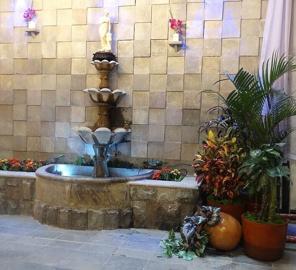 HOTEL COLONIAL SAN AGUSTIN 11/77