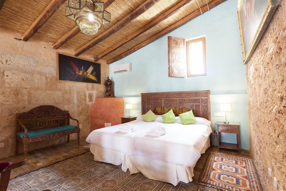 Es Revellar Art Resort - Adults Only 46/110