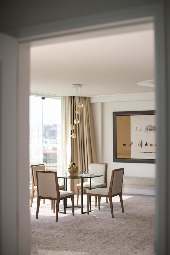 Miraflores Park A Belmond Hotel 65/78