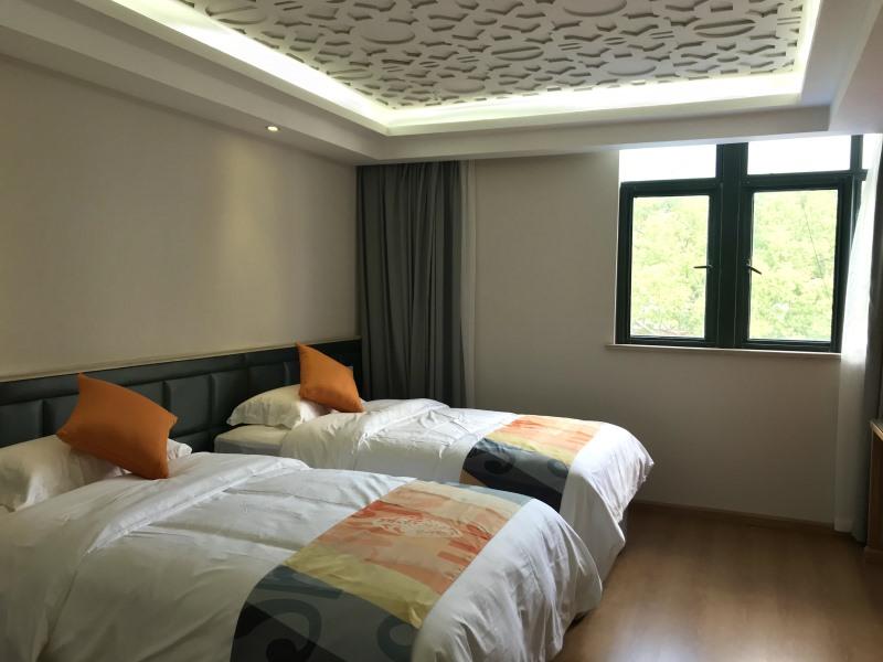 Shell Shanghai Minhang District Wenjing Road Metro Station Hotels 5/16