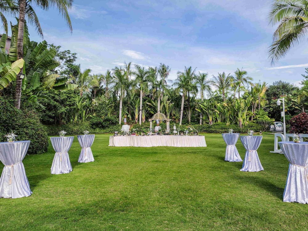 Pullman Resort Xishuangbanna 45/50
