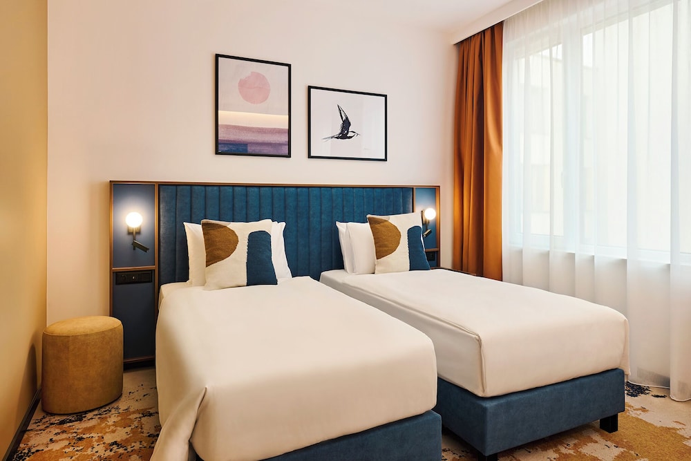 PREMIUM, TWIN BEDS