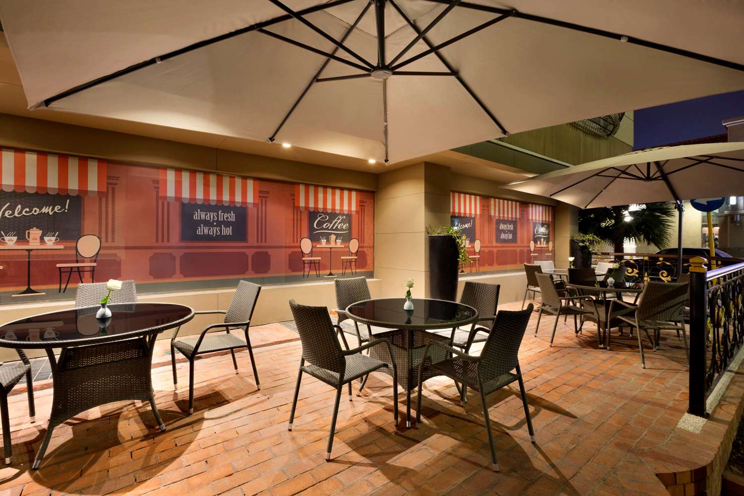 Hawthorn Suites By Wyndham Al Khobar 34/43