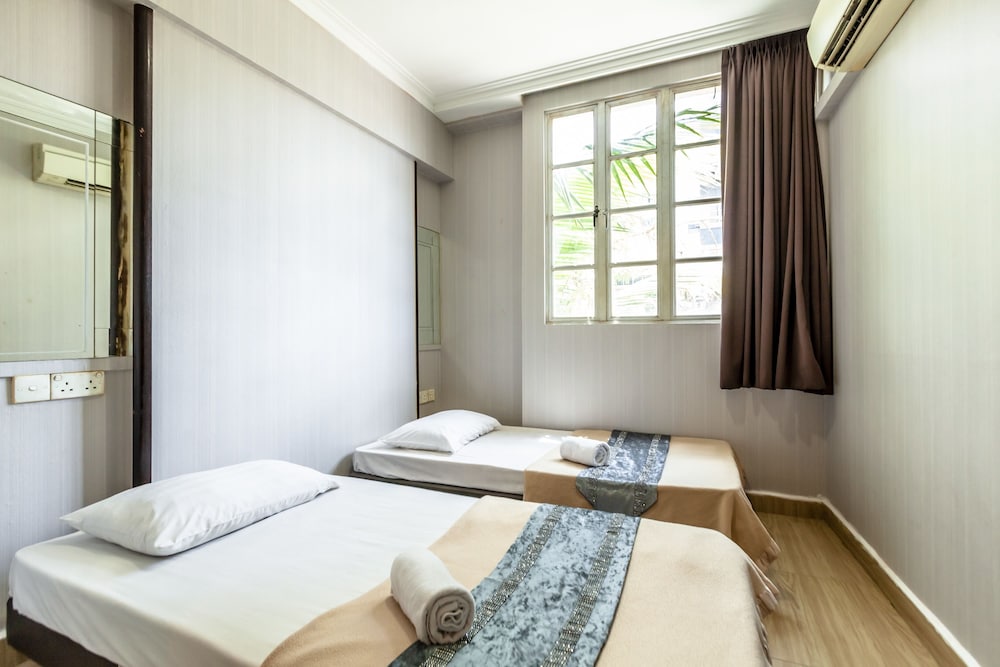 K Hotel 14 22/48