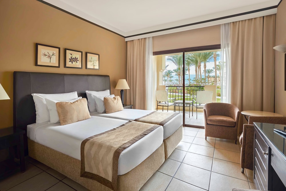 Jaz Lamaya Resort 27/74
