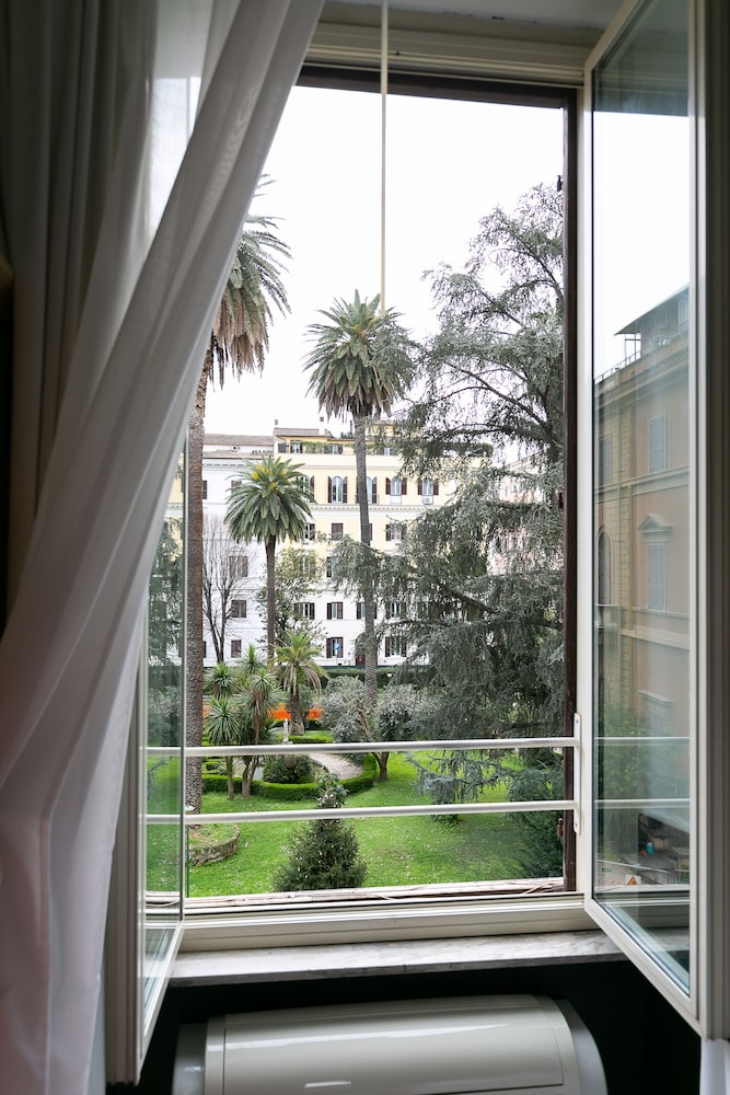 Hotel Capitolium Town House Suite 33/55