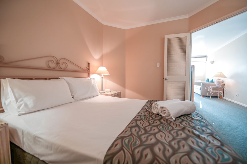 Il Palazzo Boutique Apartment Hotel 15/50