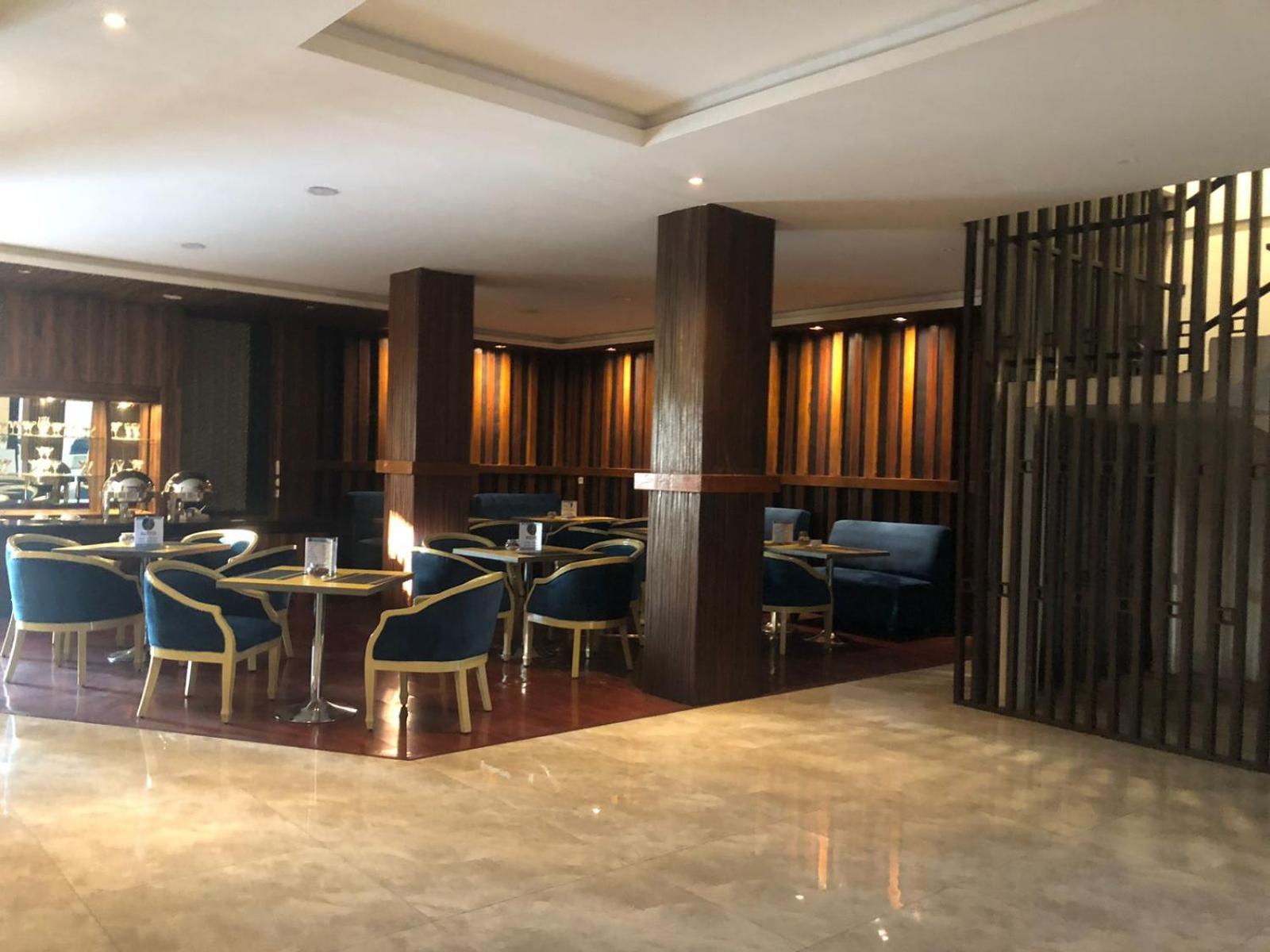 Hotel Aruni Ancol 42/50