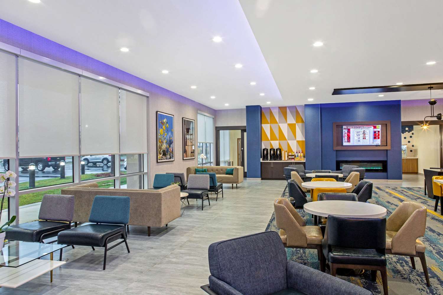 La Quinta Inn And Suites By Wyndham Miramar Beach 42/54