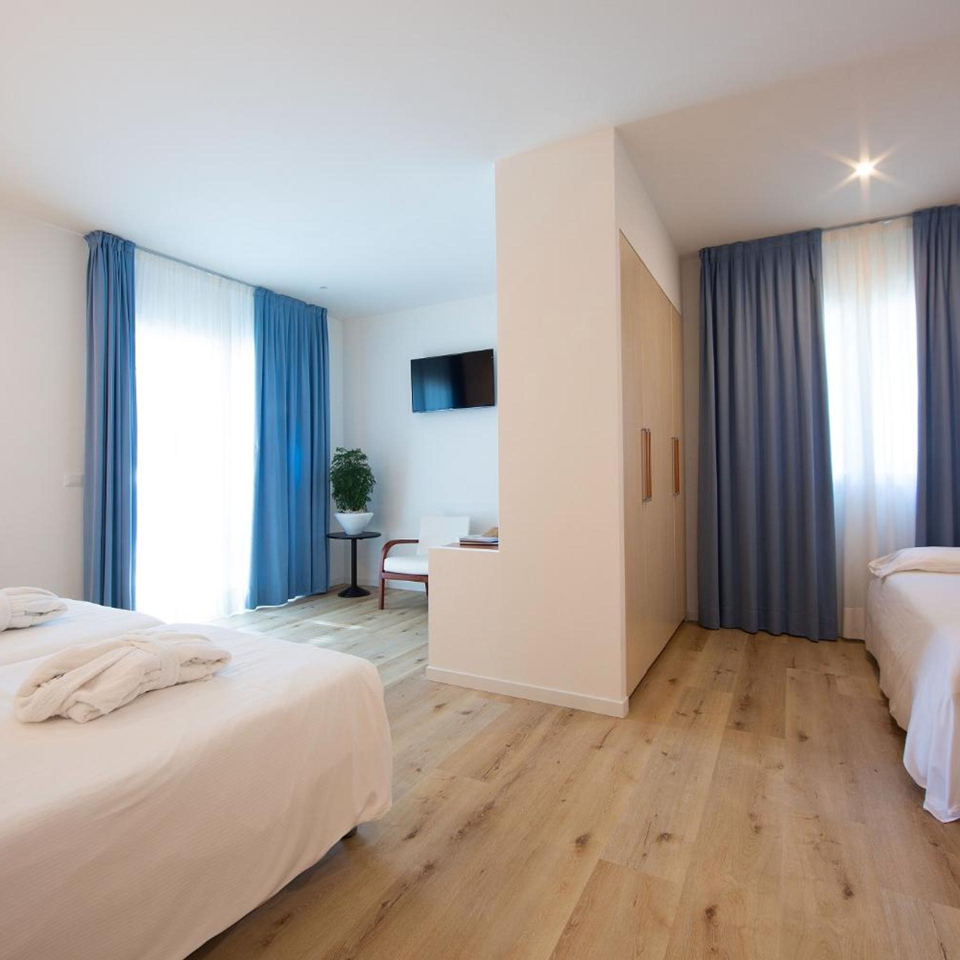 Hotel Bauer & Sporting 11/50
