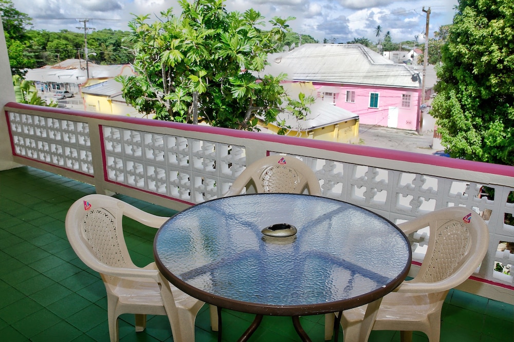 MELROSE BEACH APARTMENT 33/50