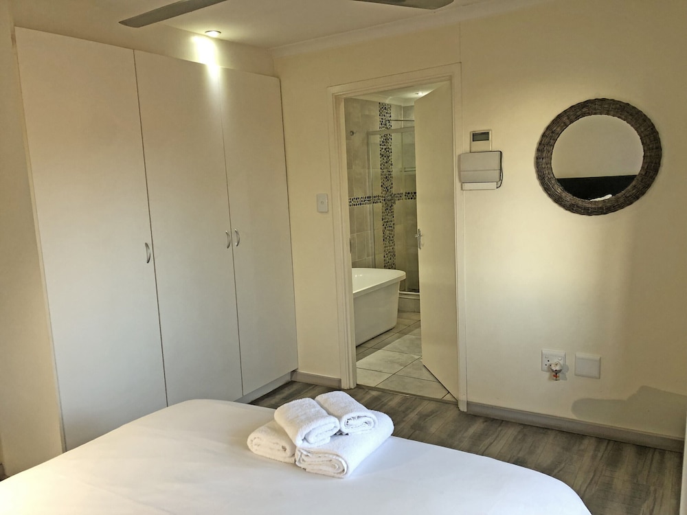 Hills and Dales Accommodation 11/50