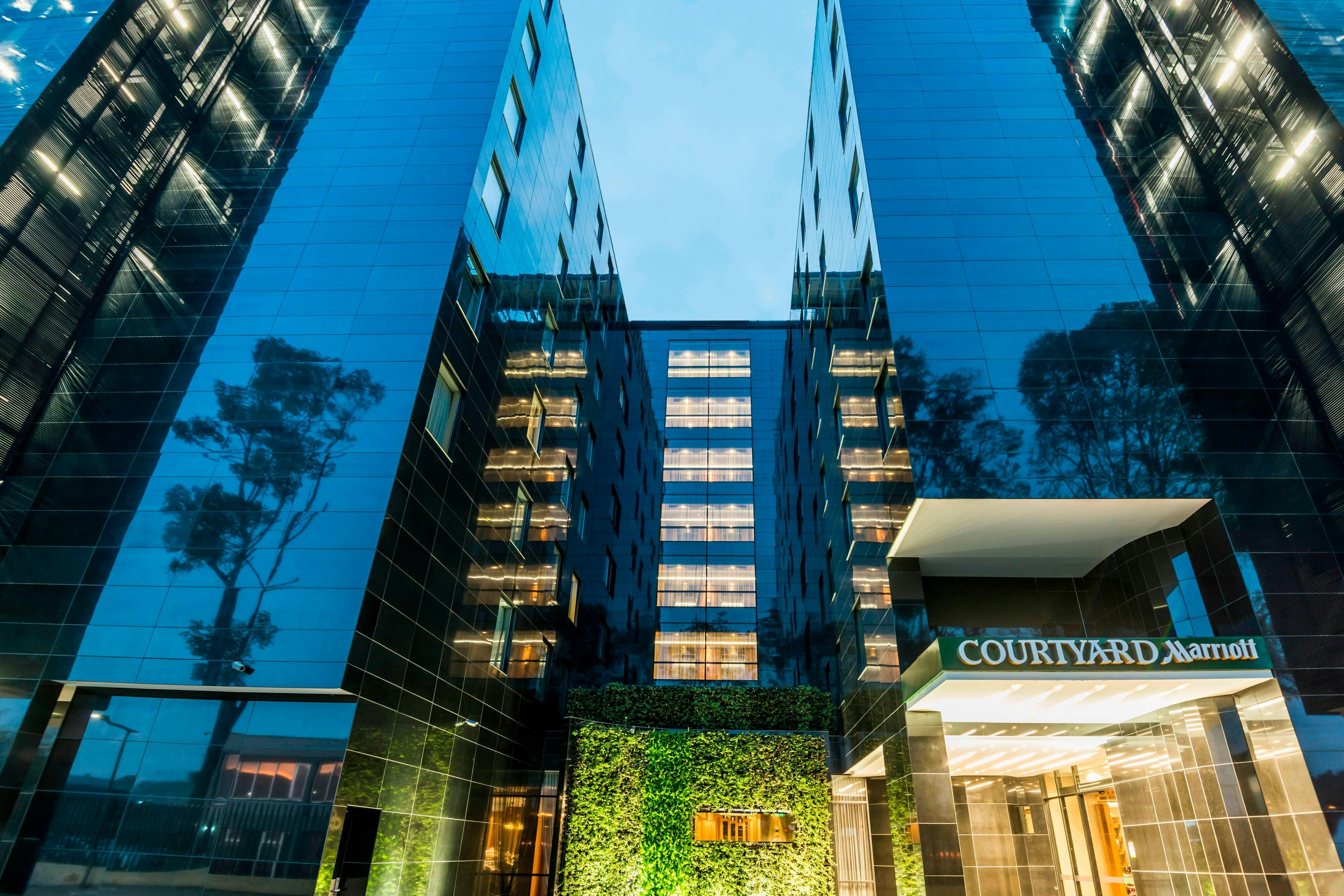 Courtyard By Marriott Bogota Airport in BOGOTA