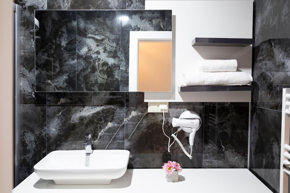 Hatton Suites Esenboga 27/27