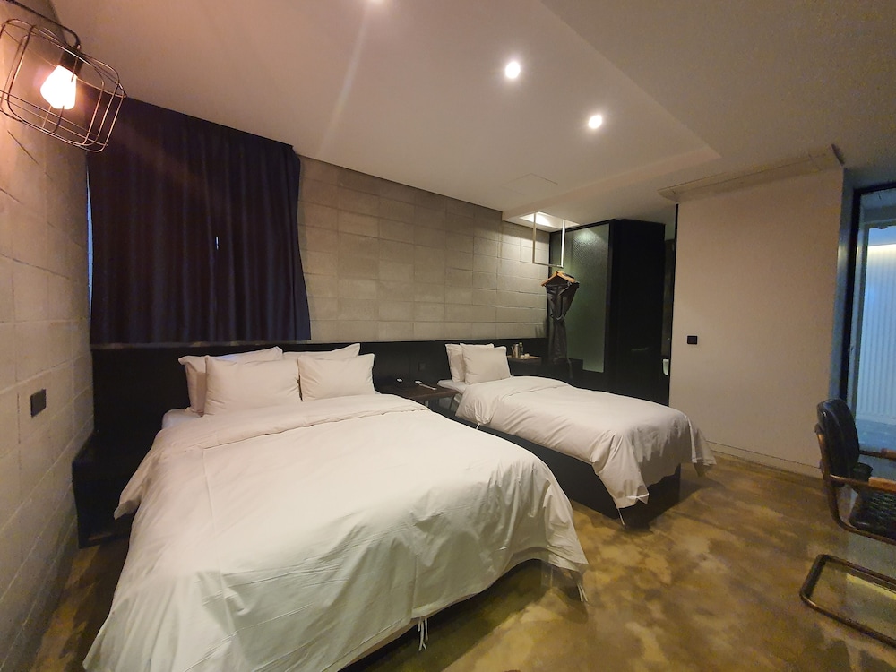 HOTEL THE DESIGNERS KONDAE 19/71