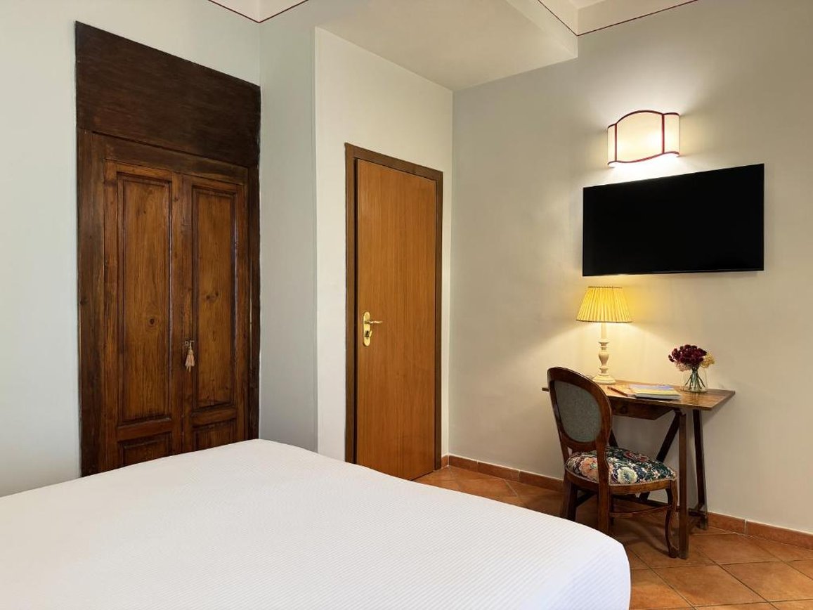 The Galileo Hotel 48/61