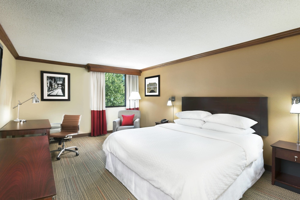 Four Points by Sheraton Asheville Downtown 7/28