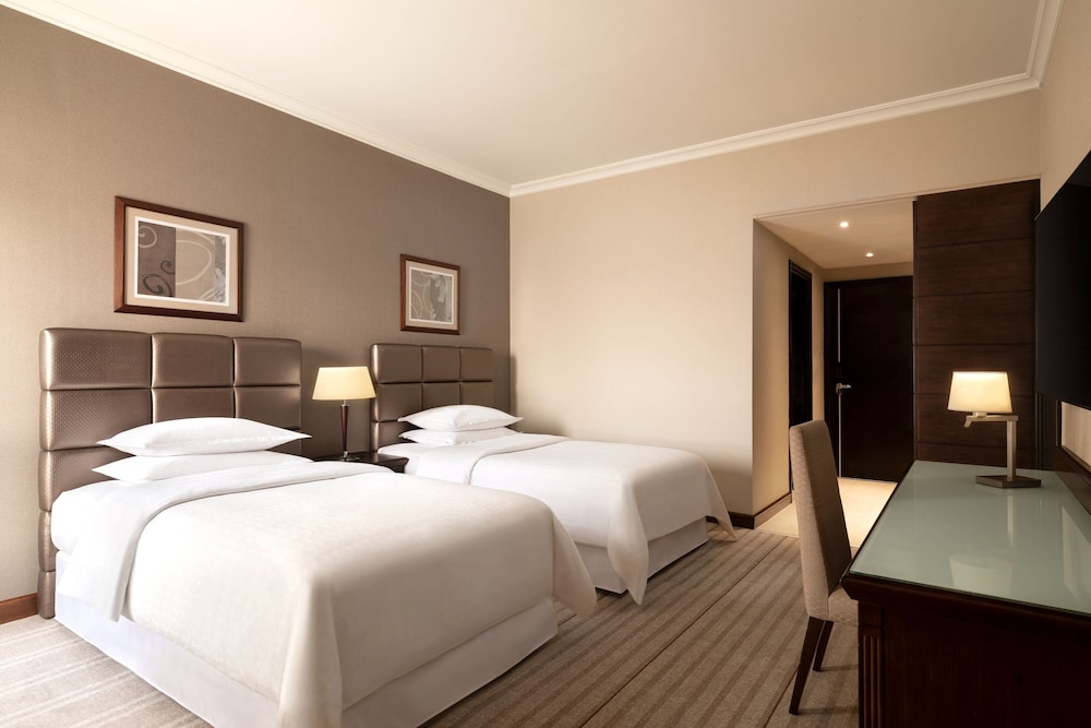 فندق وأبراج شيراتون الرياض(Sheraton Riyadh Hotel And Towers) 5/49