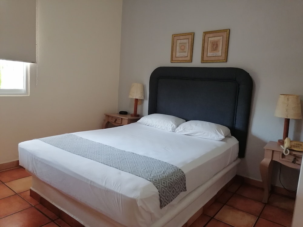 Hotel And Suites Las Palmas Los Cabos 24/68