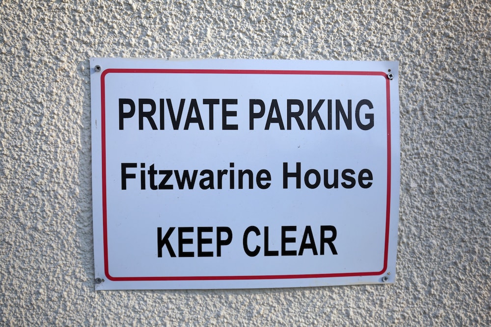 Fitzwarine House 9/21