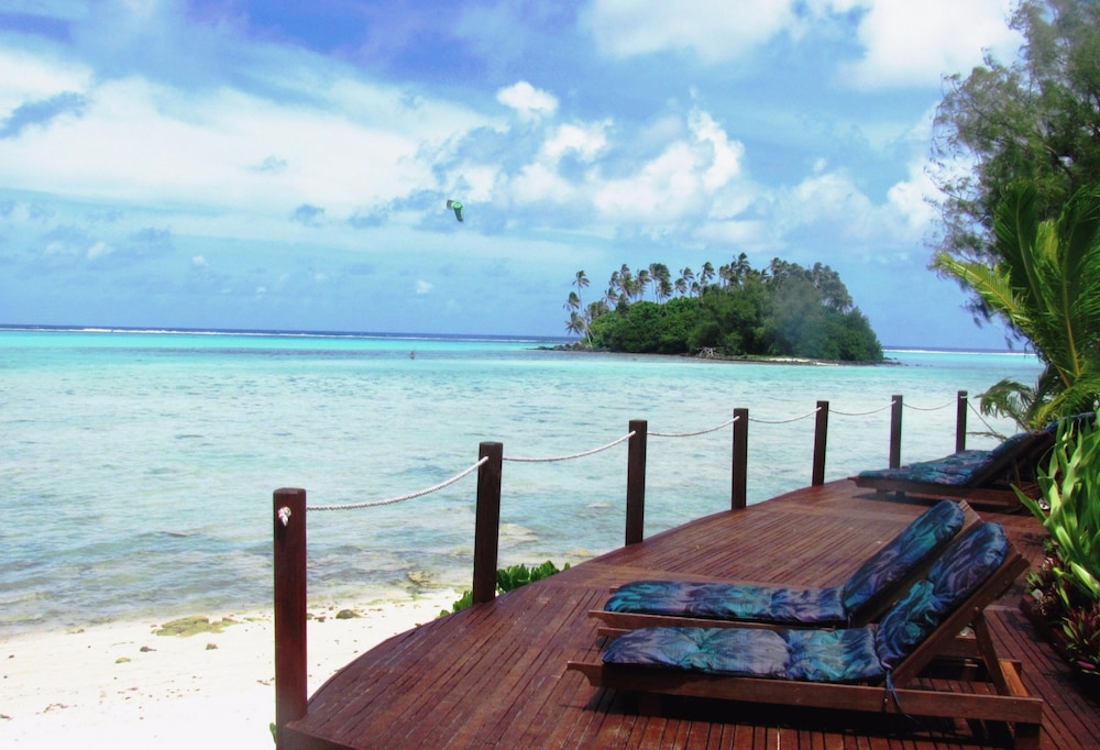 Muri Beach Resort 65/75
