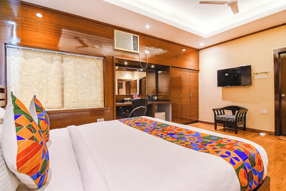 OYO Premium Hinoo Ranchi 30/53