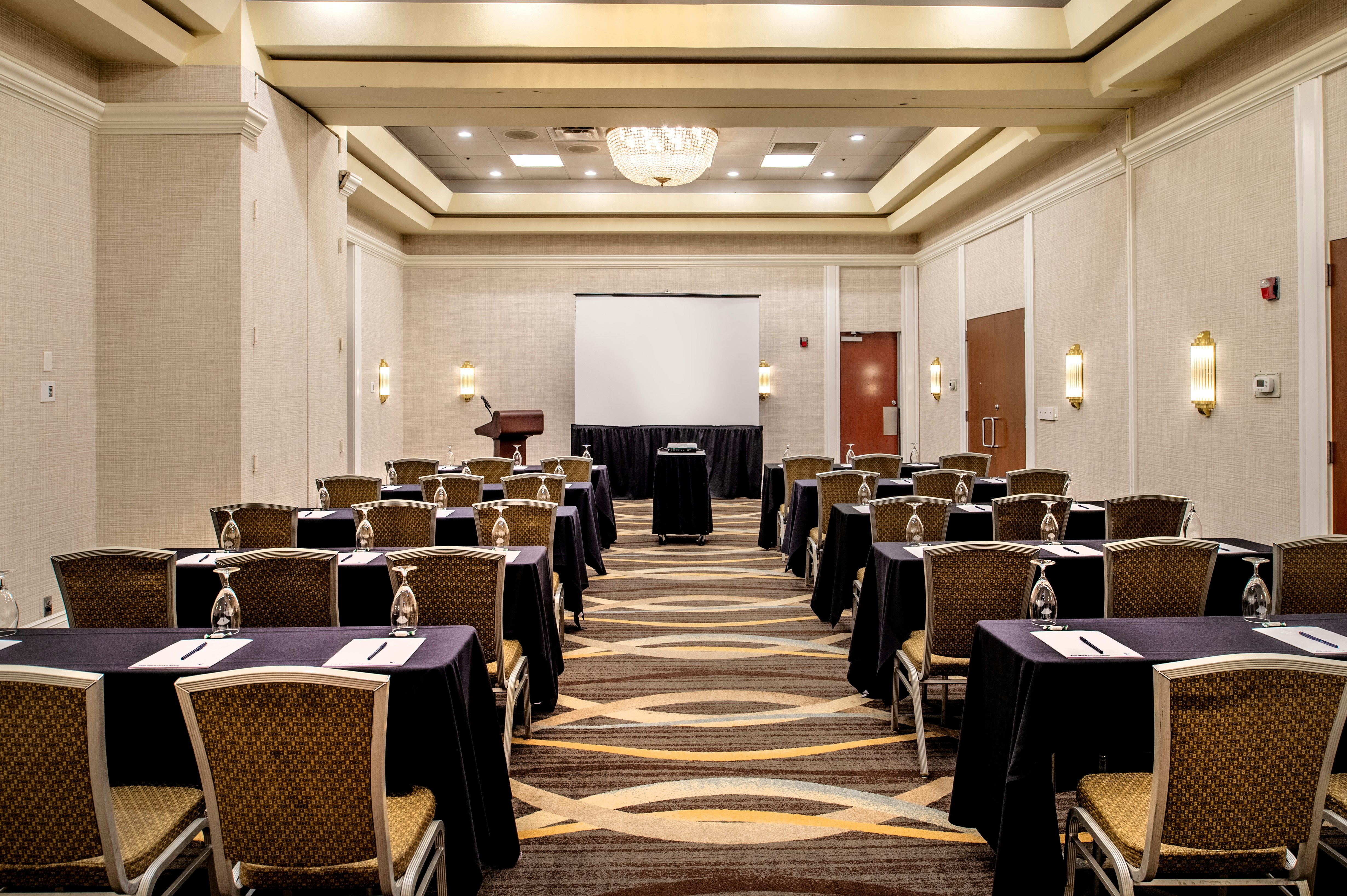 DoubleTree by Hilton Hotel Collinsville - St. Louis 18/22