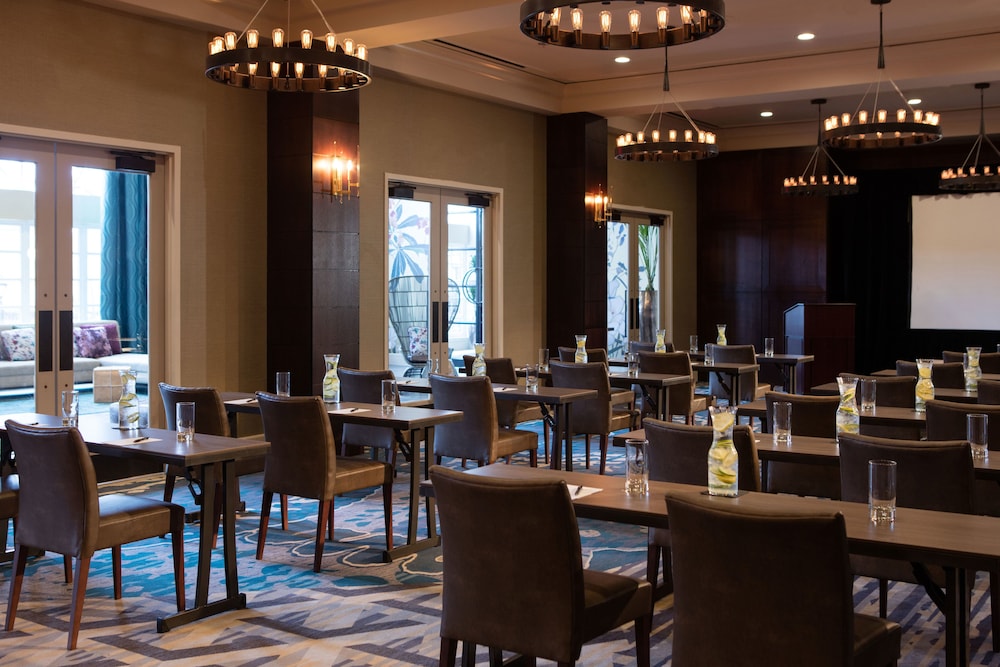 Renaissance Waterford Oklahoma City Hotel 38/50
