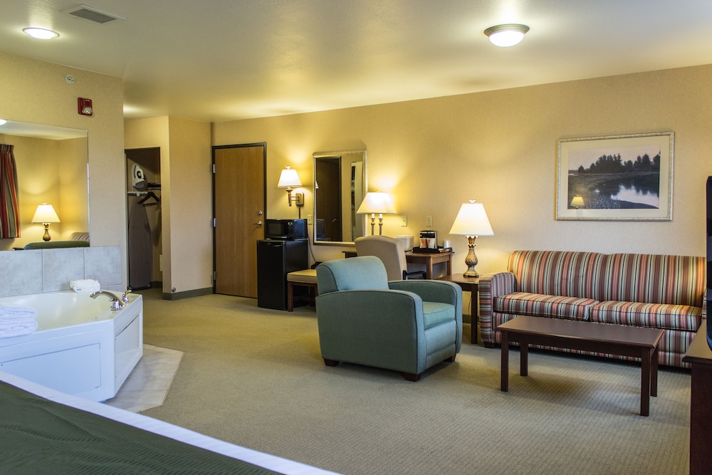 Boarders Inn Amp Suites 40/63