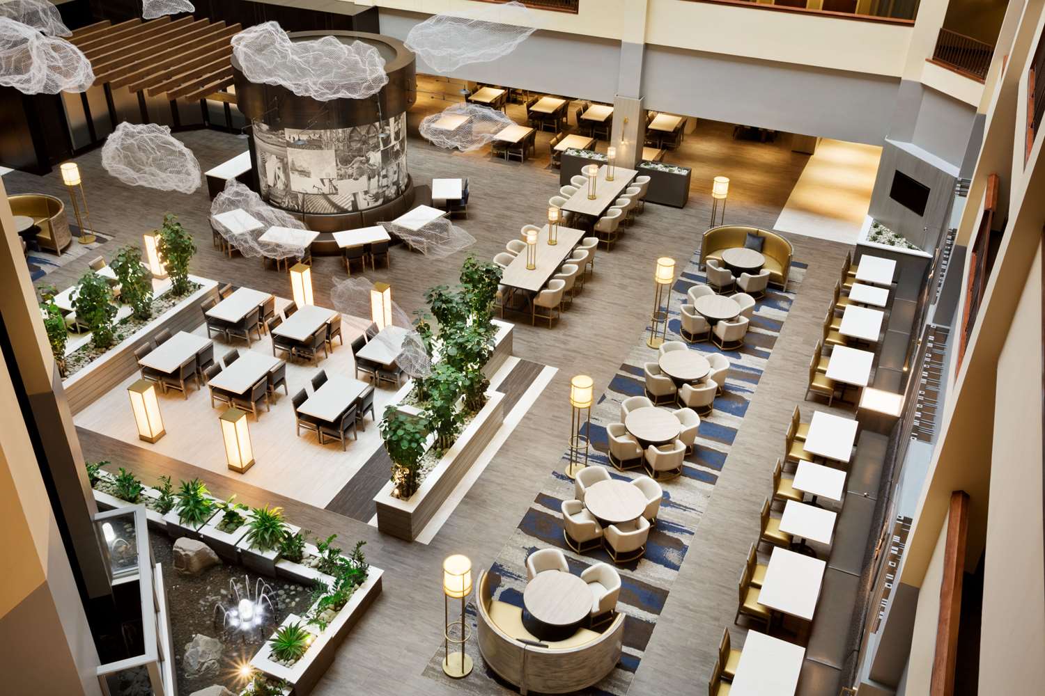 restaurant cafeteria