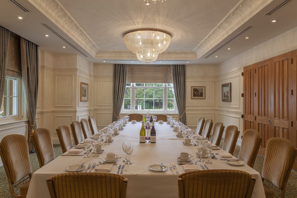 Orsett Hall Hotel 35/46