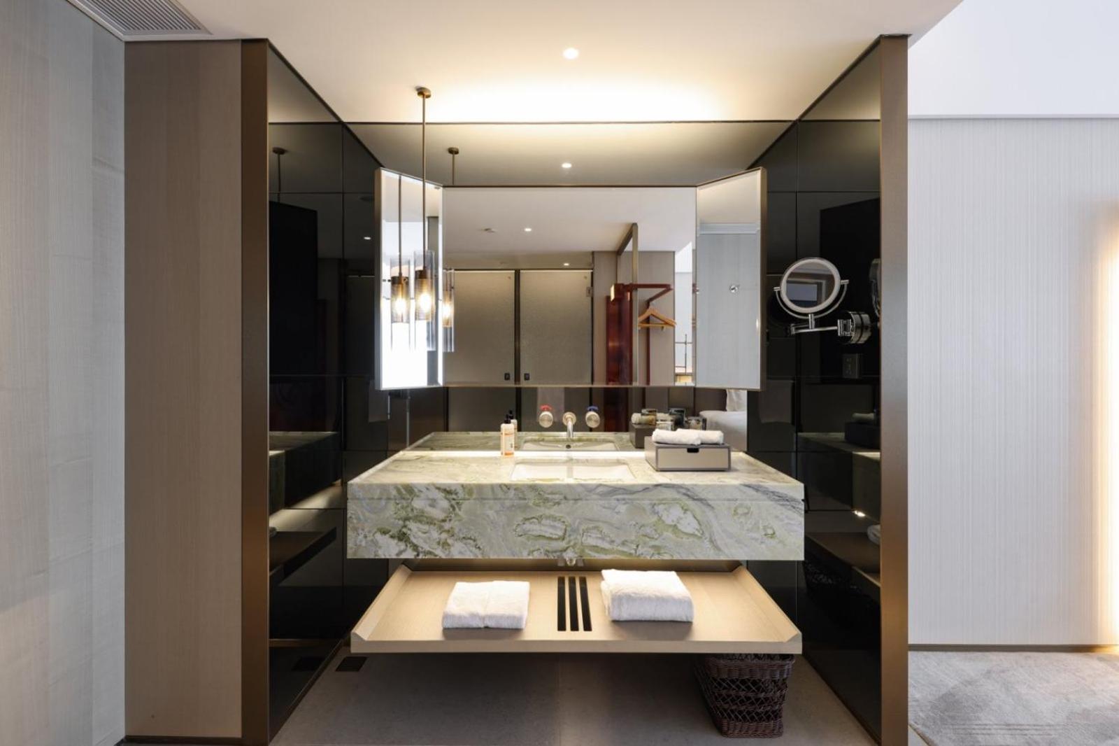 Ramada by Wyndham Foshan Danzao 37/39