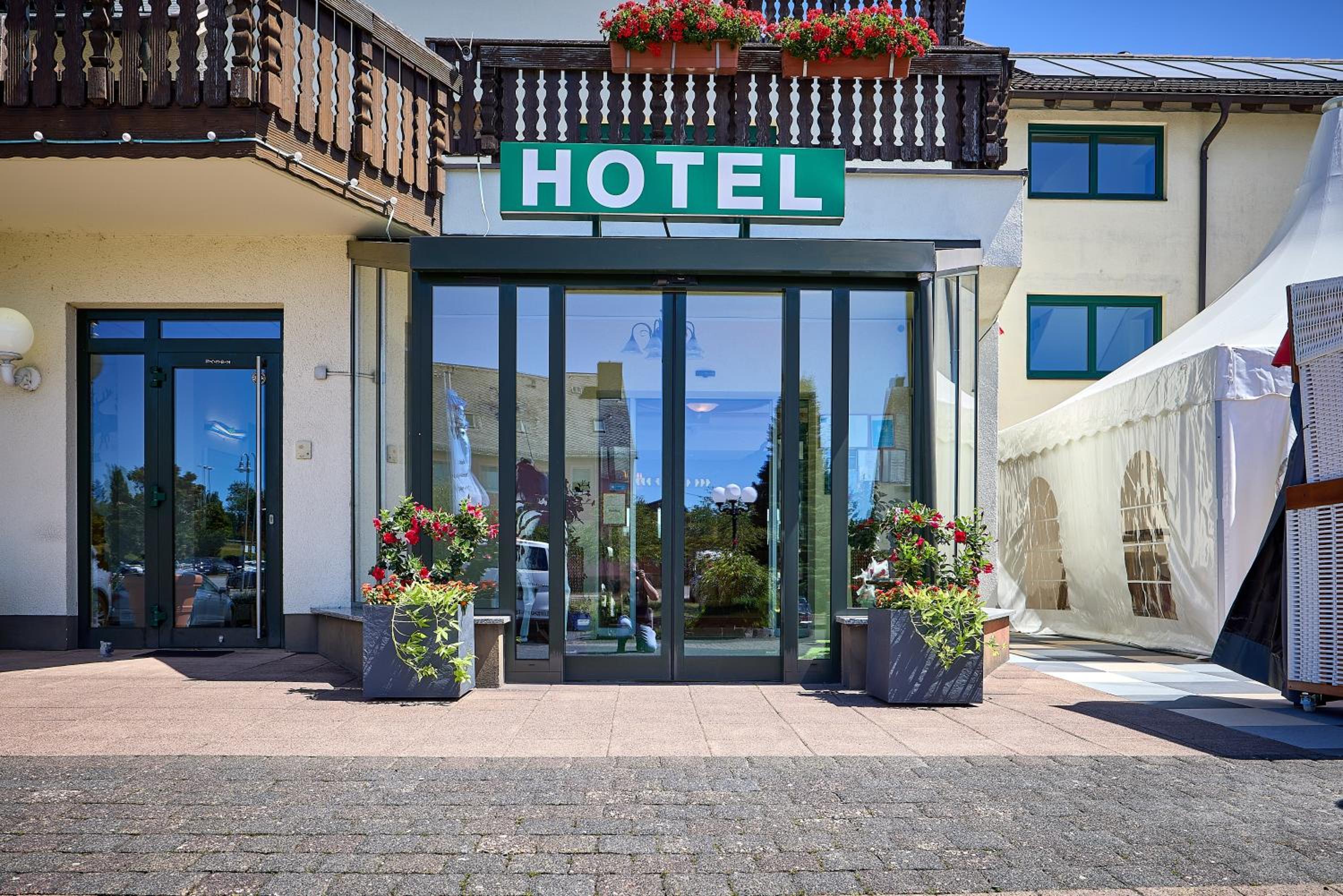 Airport-Hotel Fortuna 5/58