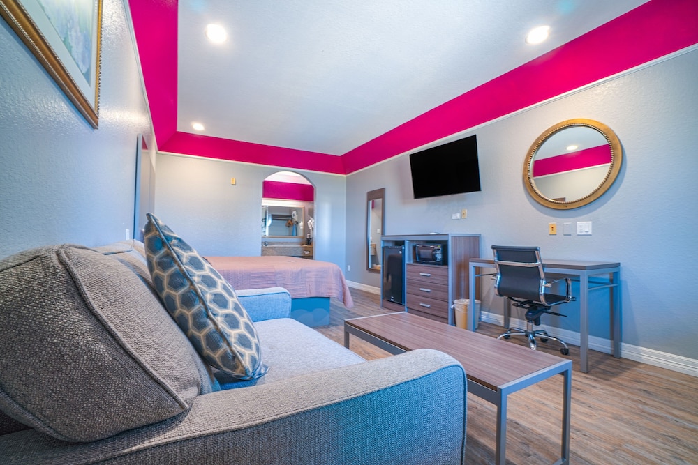 Hotel Bliss Kemah Boardwalk 48/68