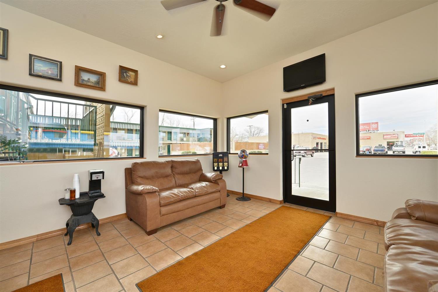 Americas Best Value Inn North Platte 12/16
