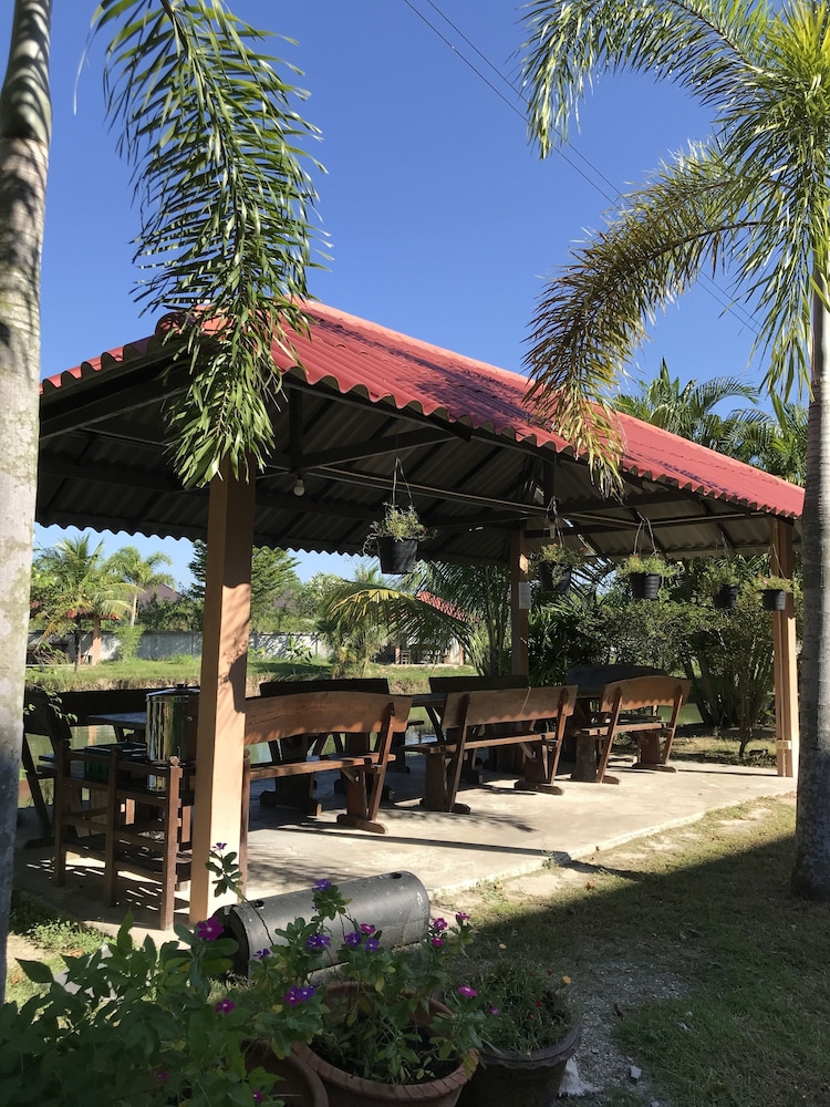 Khwanruen Fishing Resort 55/59