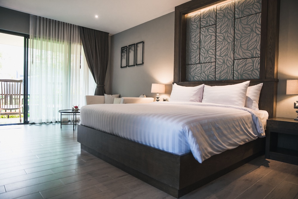 Coral Tree Villa Huahin 20/72