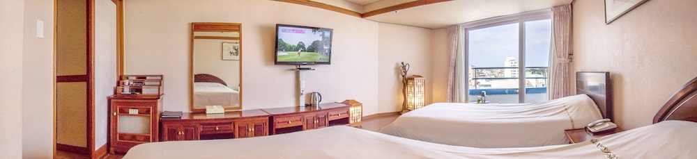 Jeju Pacific Hotel 12/32