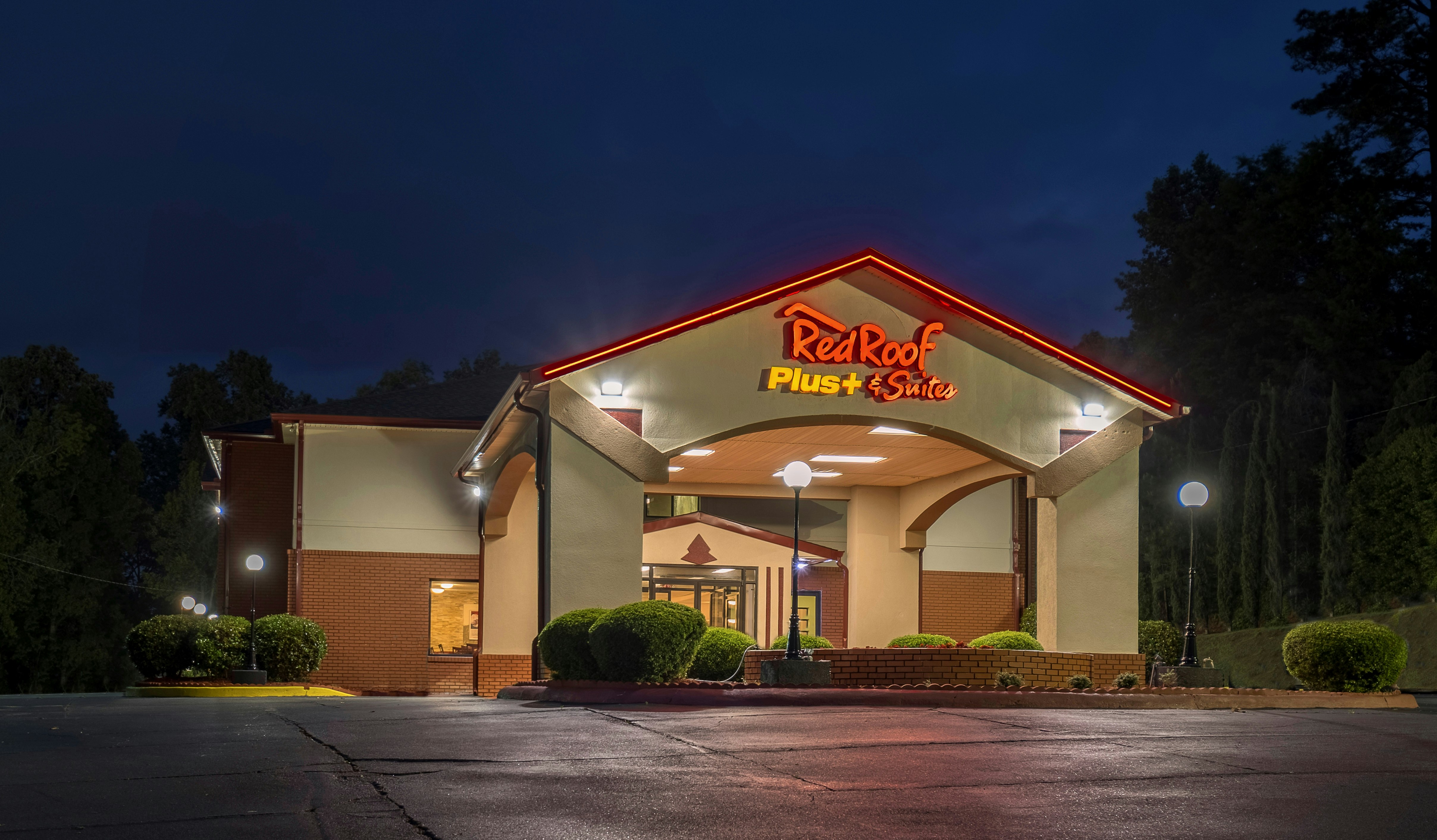 Red Roof Plus Suites Opelika 2/18