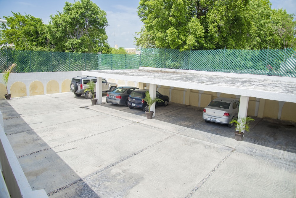 HOTEL EL CID MERIDA 49/51