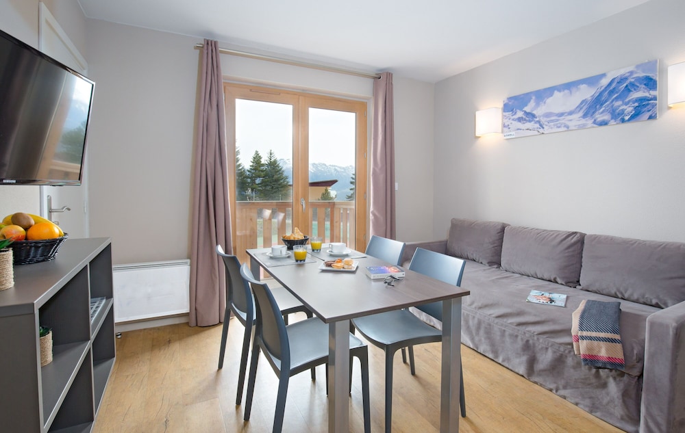 SOWELL RESIDENCES PRA LOUP 42/50