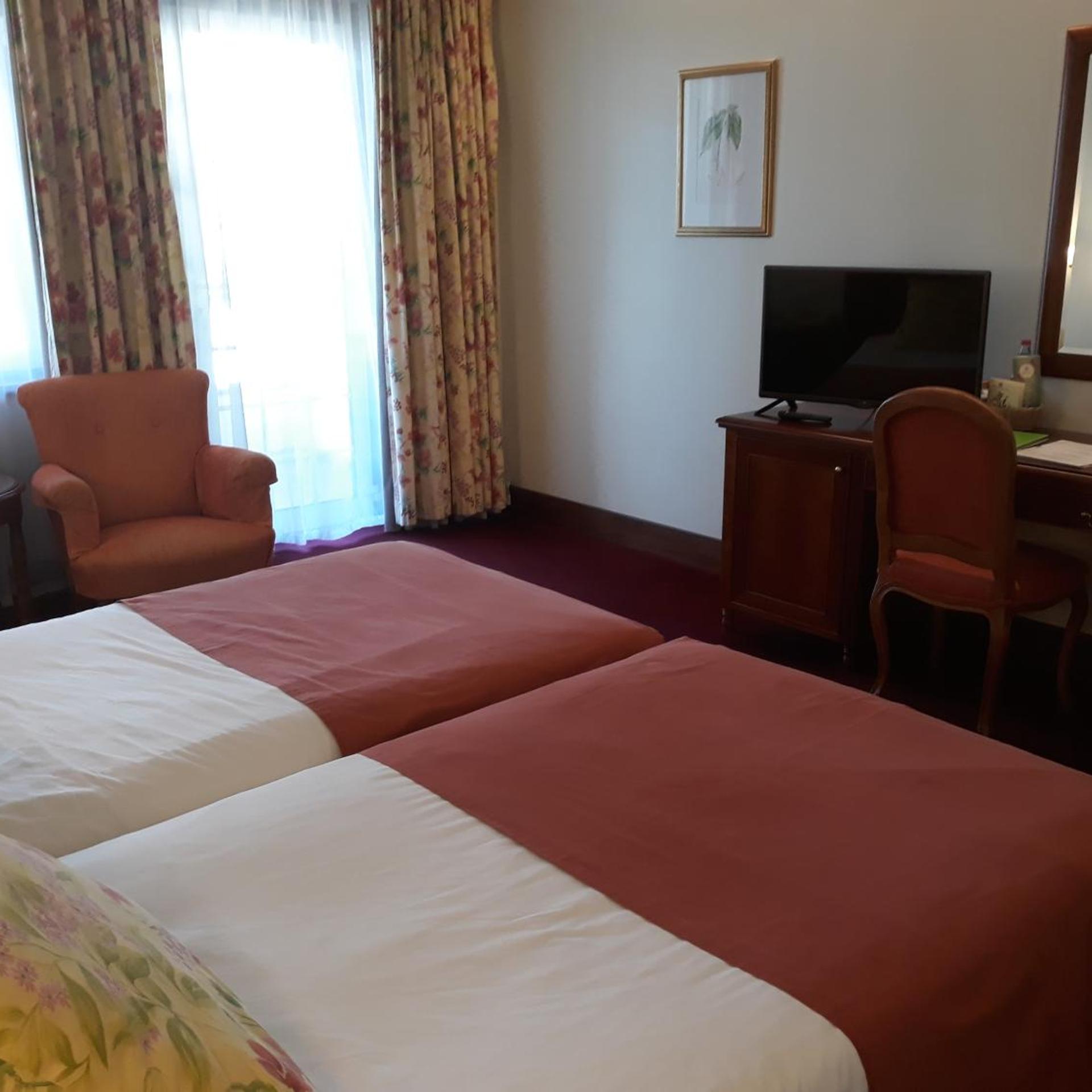 Superior, Double or Twin Bed, Lateral Side Sea View, Balcony