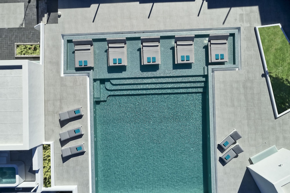 Myst Boutique Hotel Santorini 2/77
