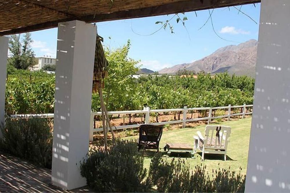 The Vineyard Country House 34/38