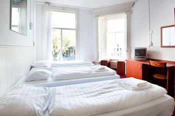Amsterdam Inn Hotel 9/47