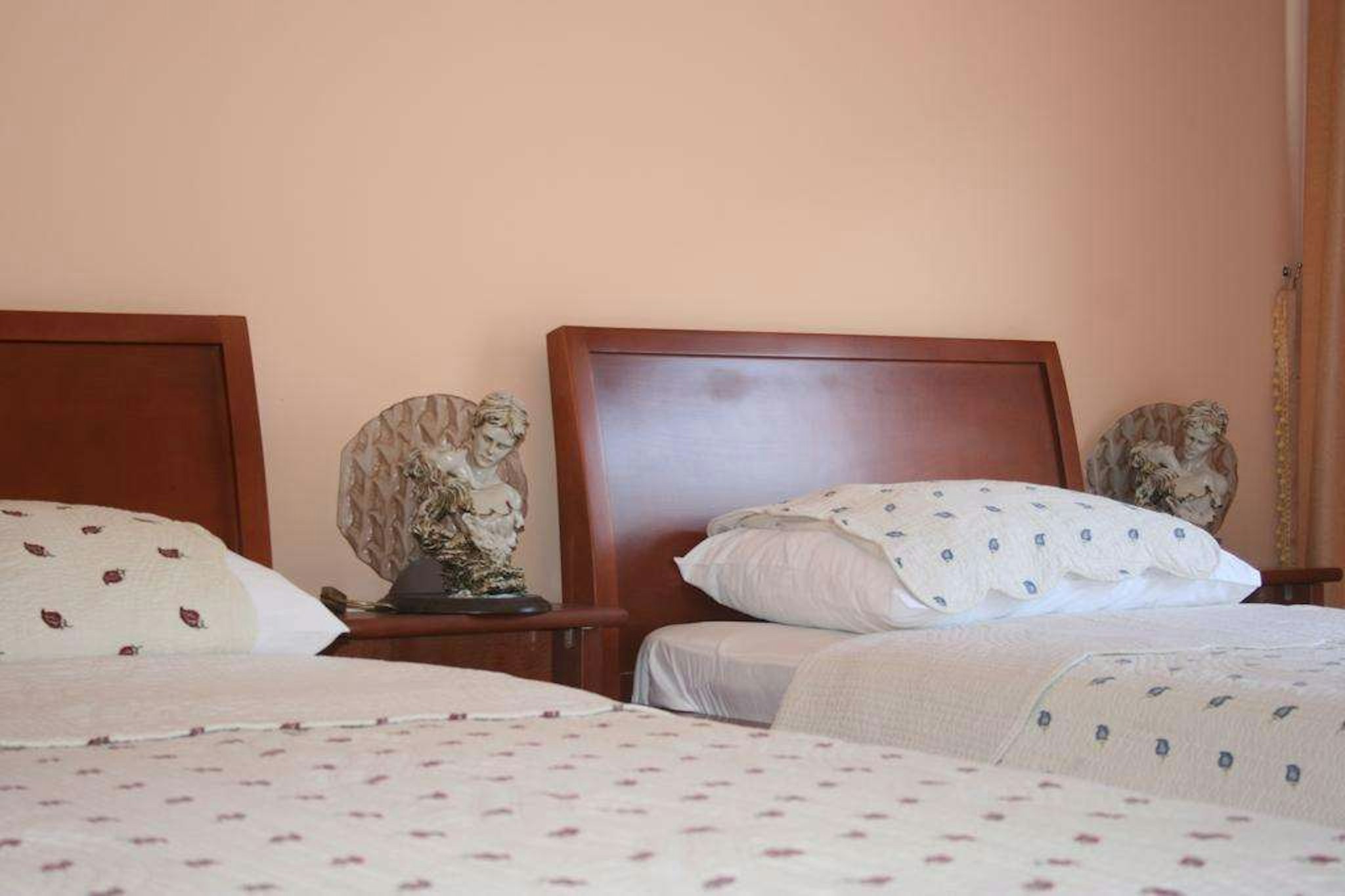 Hotel Bojatours 33/54