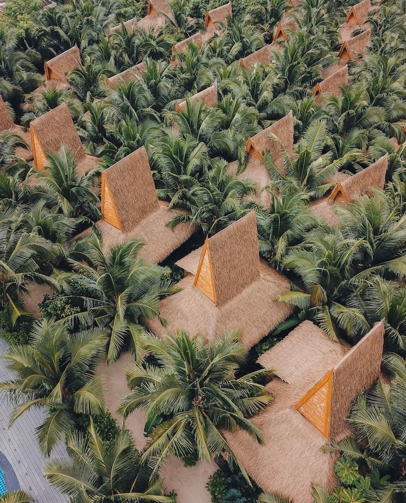 PhiPhi CoCo Beach Resort 44/50