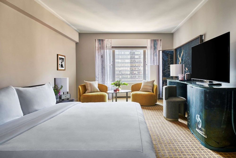 PARKLANE, KING BED
